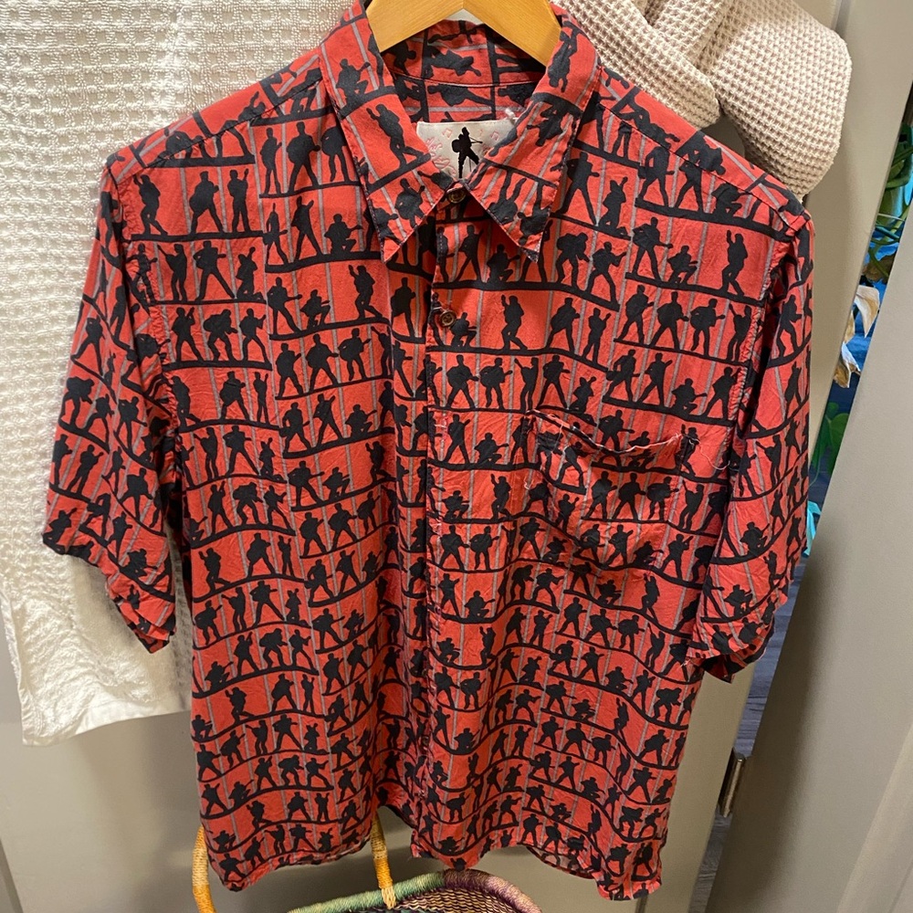 Reyn Spooner - Elvis print shirt - Size L - Red and Black Graphic